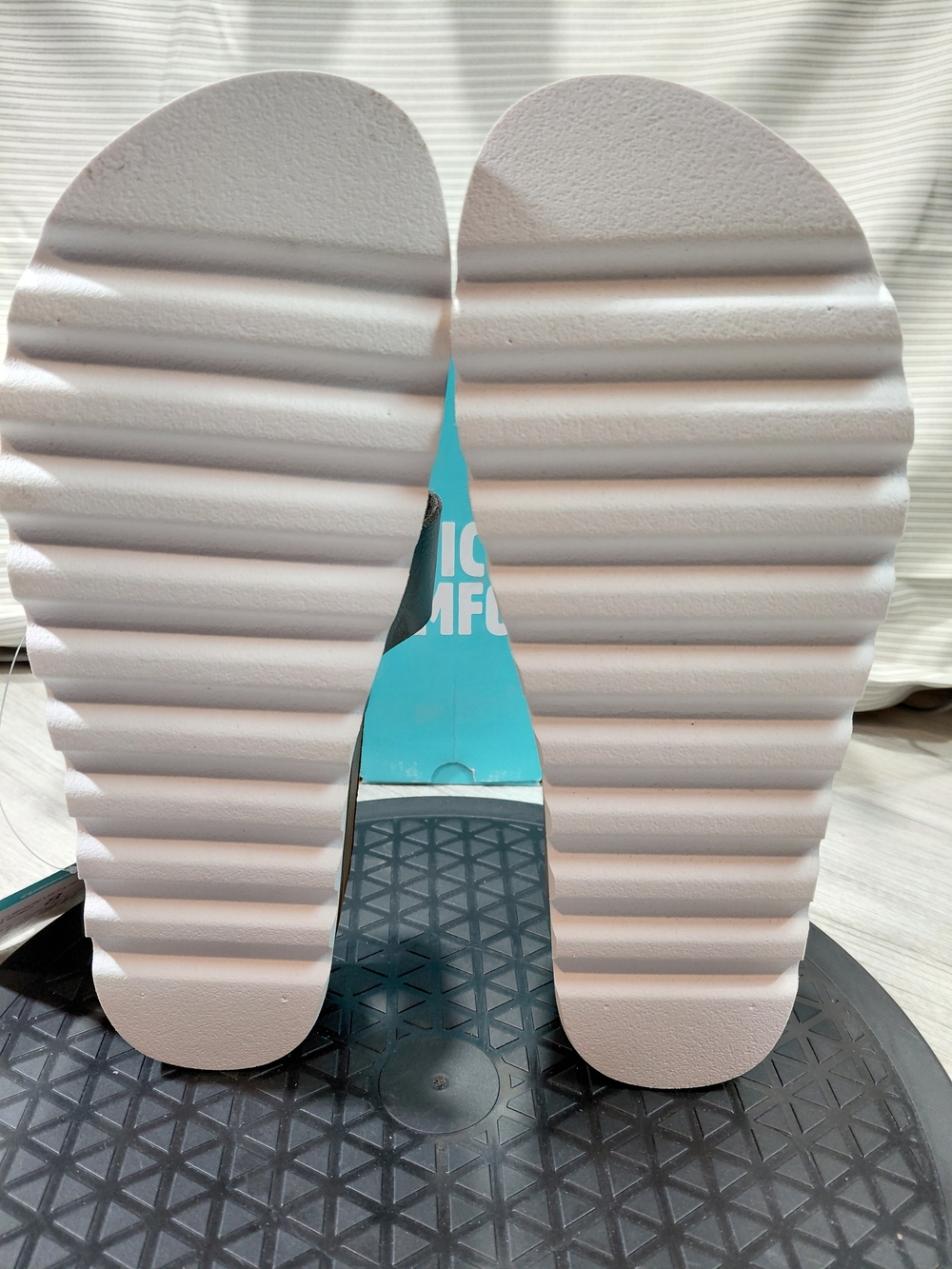 NWT Reef Womens Vista Hi Platform Two Strap Cork Foot Bed Slide Sandals SIZE 8 - Picture 8 of 10
